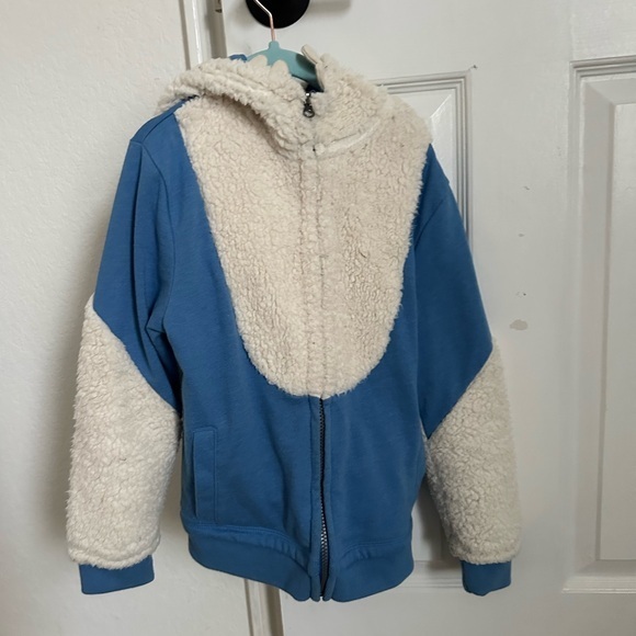 Cat & Jack Other - Cat & Jack hoodie Sherpa sz 6-7 blue monster full zip up sweatshirt fall winter
